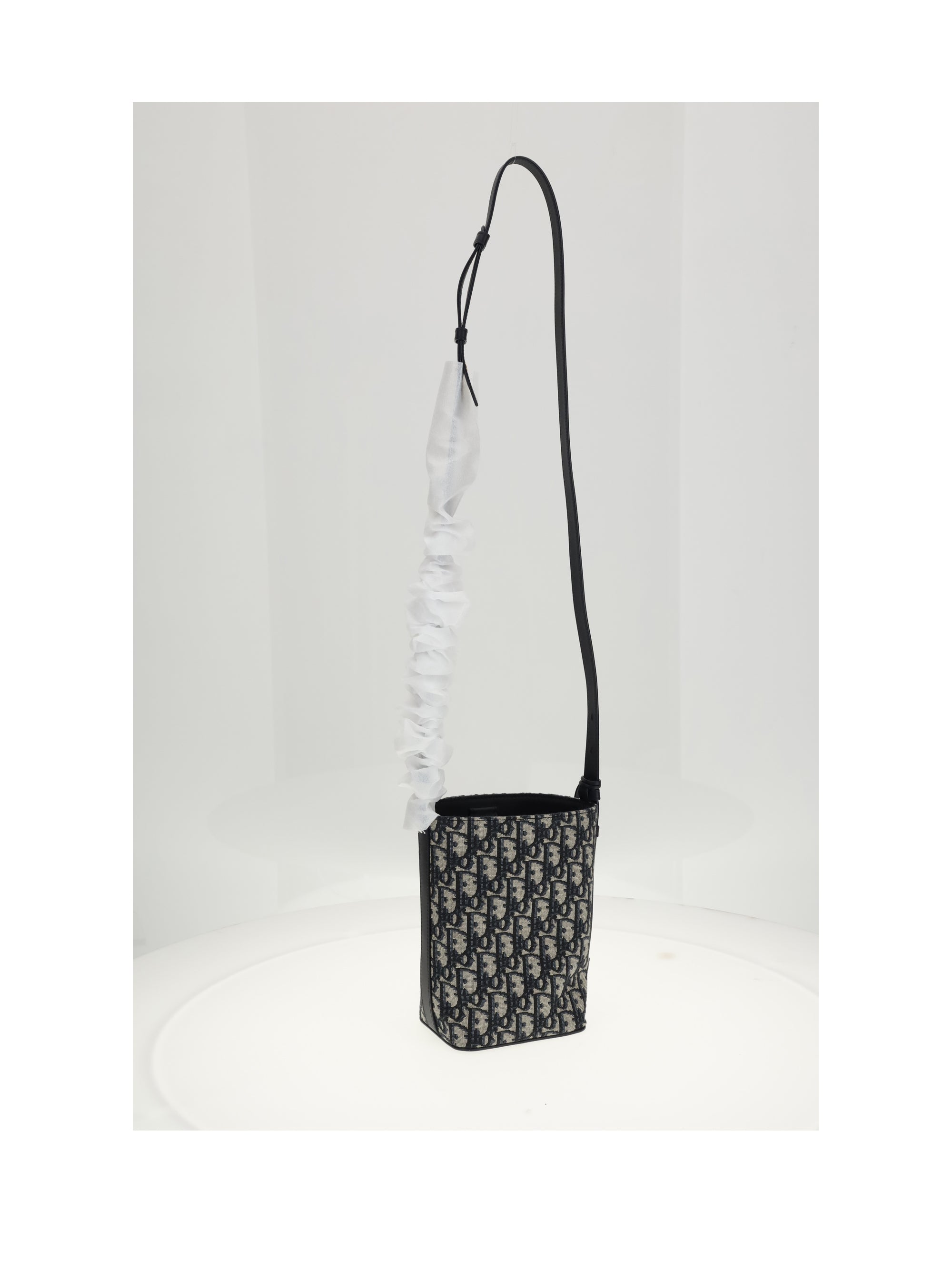 DIOR OS bucket oblique