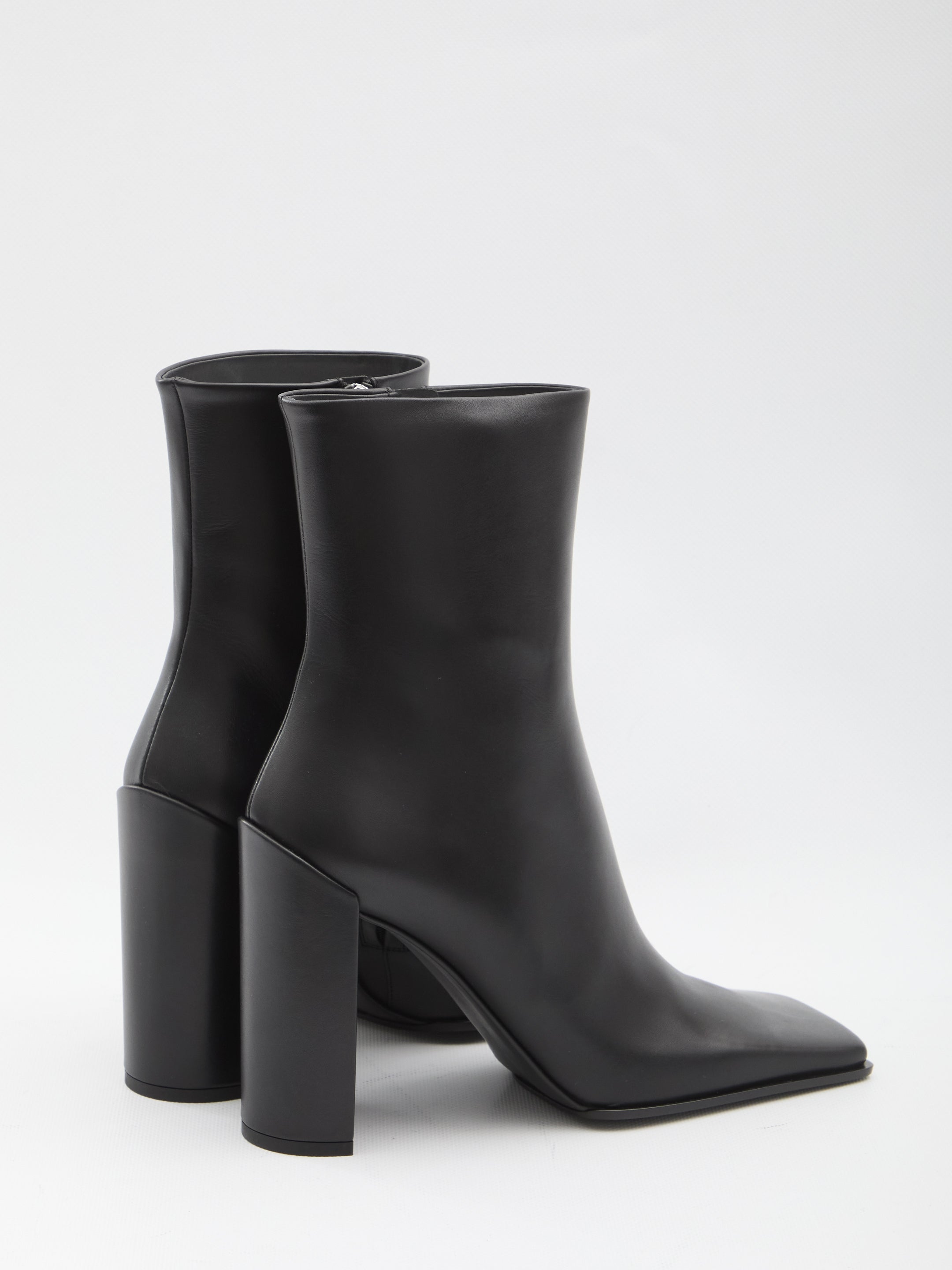 ALAIA 36 square-toe ankle boots
