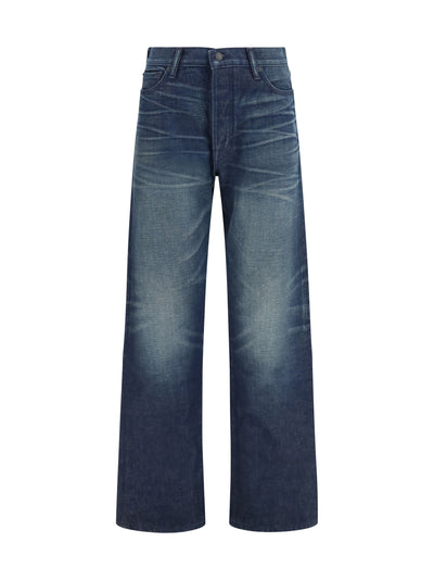 low-rise boyfriend jeans