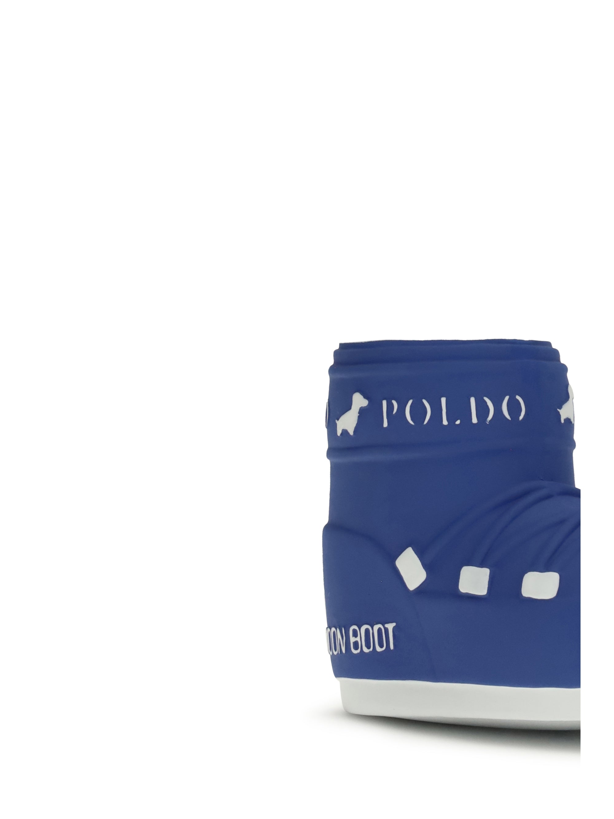 MOON BOOT OS sound toy by poldo x moonboot “squeaky”