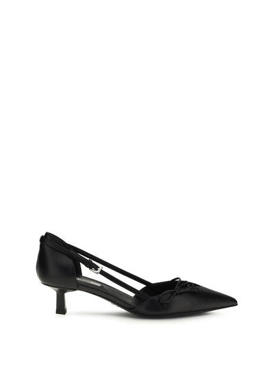 side-cut leather pumps
