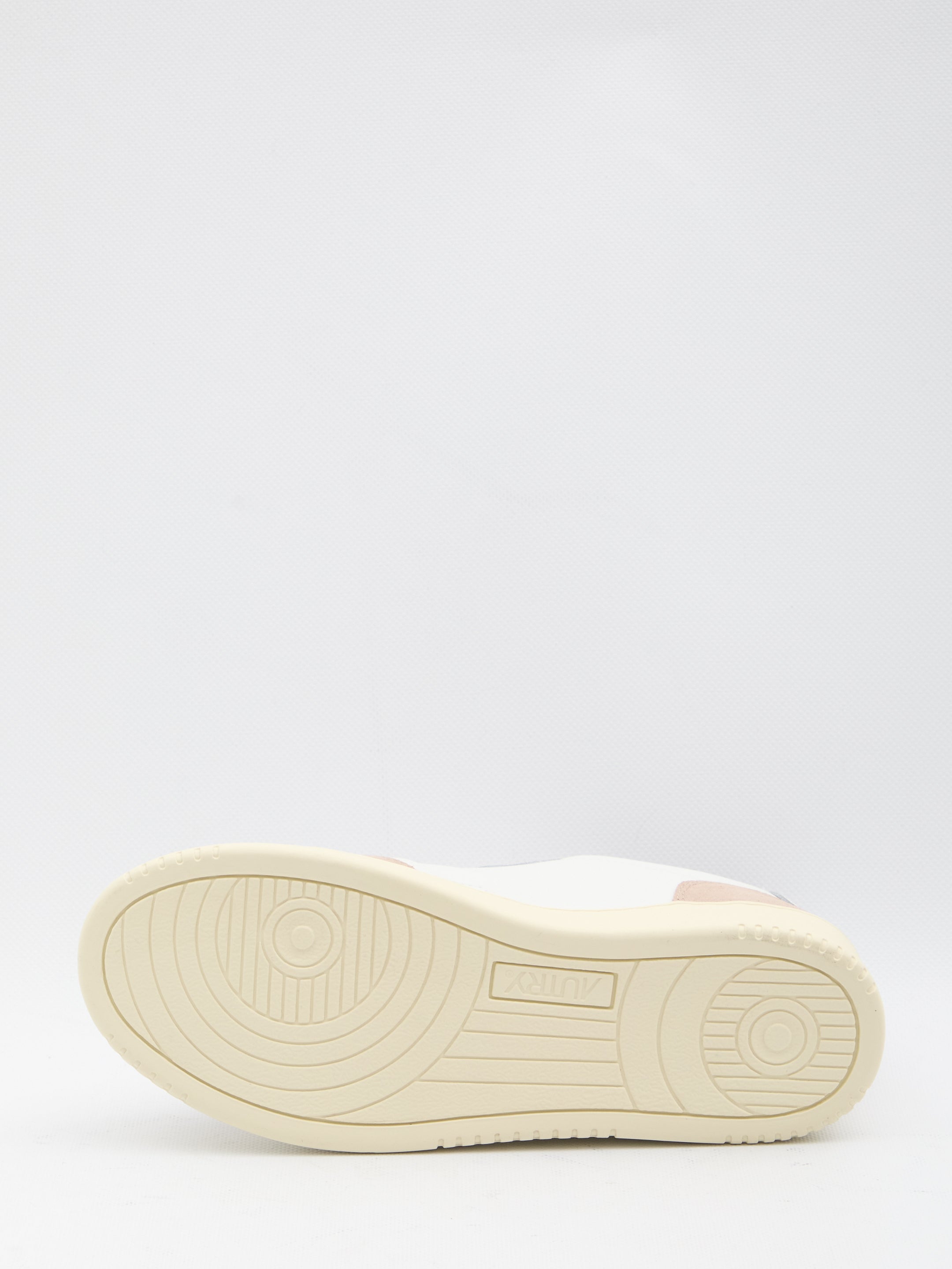 AUTRY 36 medalist low sneakers