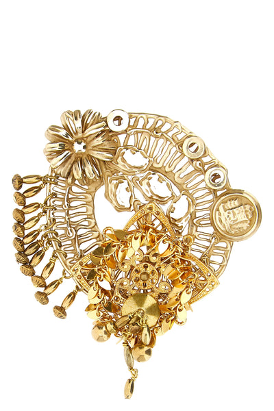 the dries van noten brooch is distinguished by a complex construction in antique