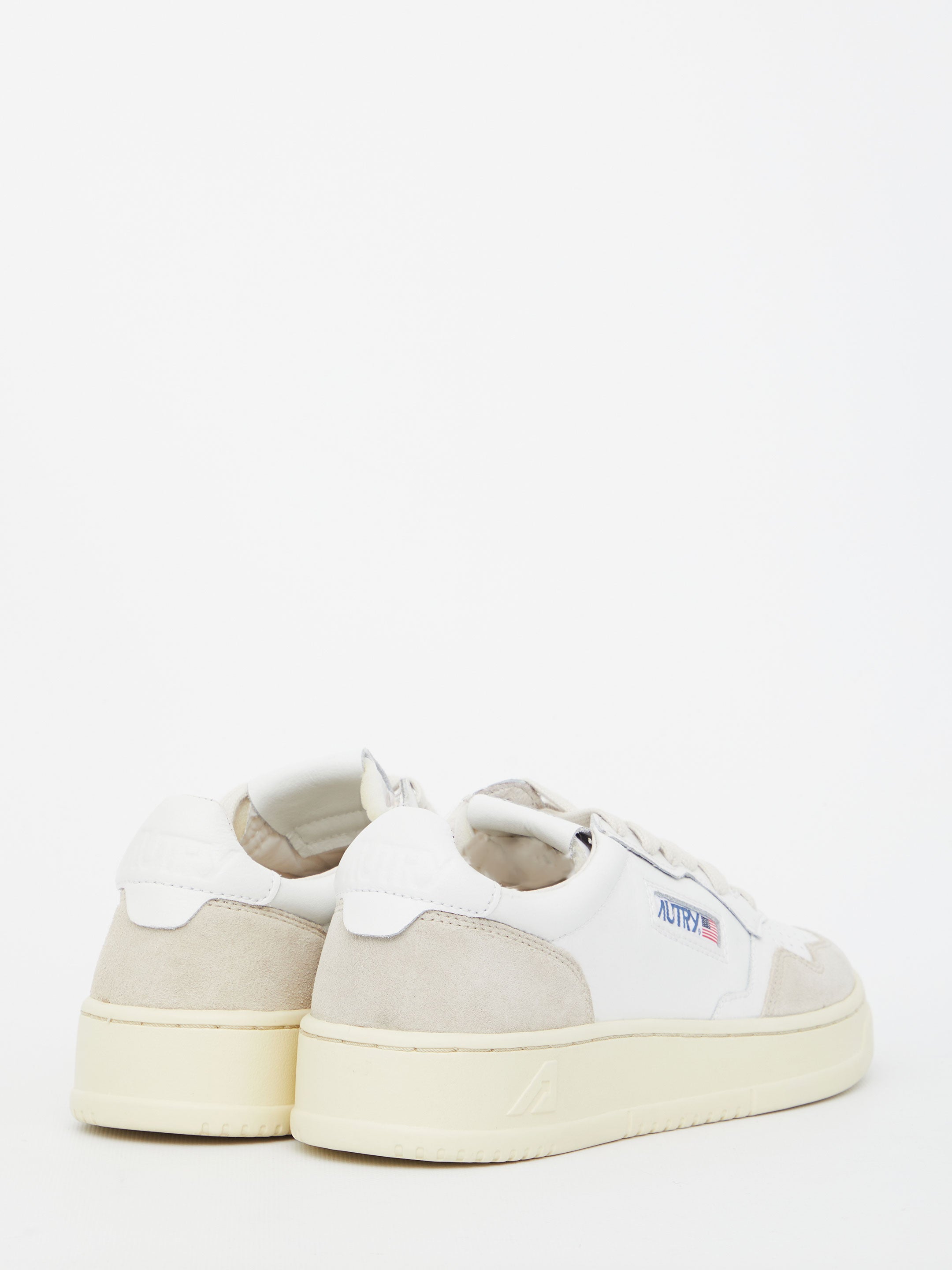 AUTRY 36 medalist low sneakers