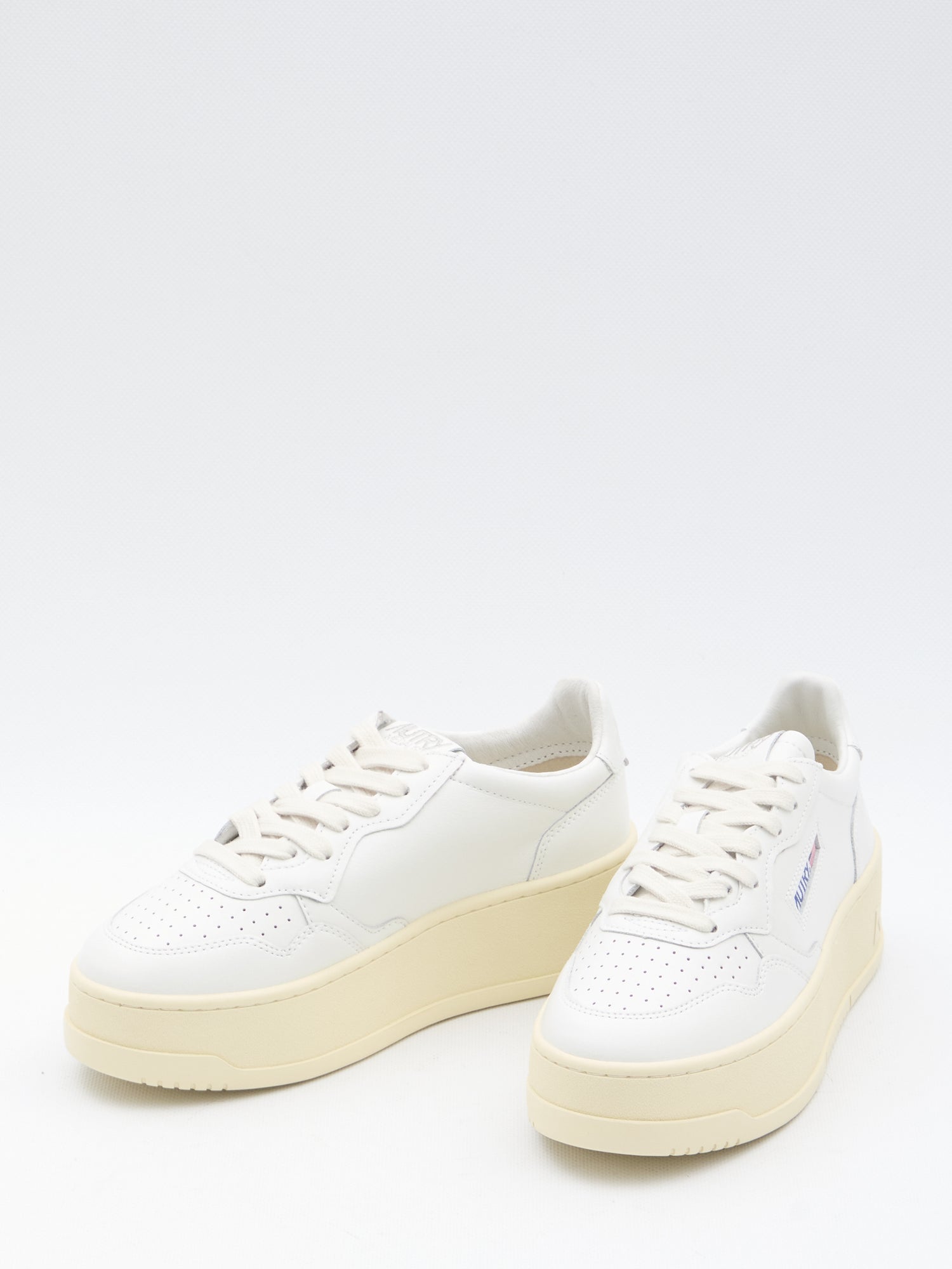 AUTRY 40 medalist platform low sneakers