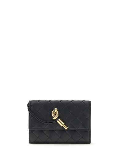 knot card holder