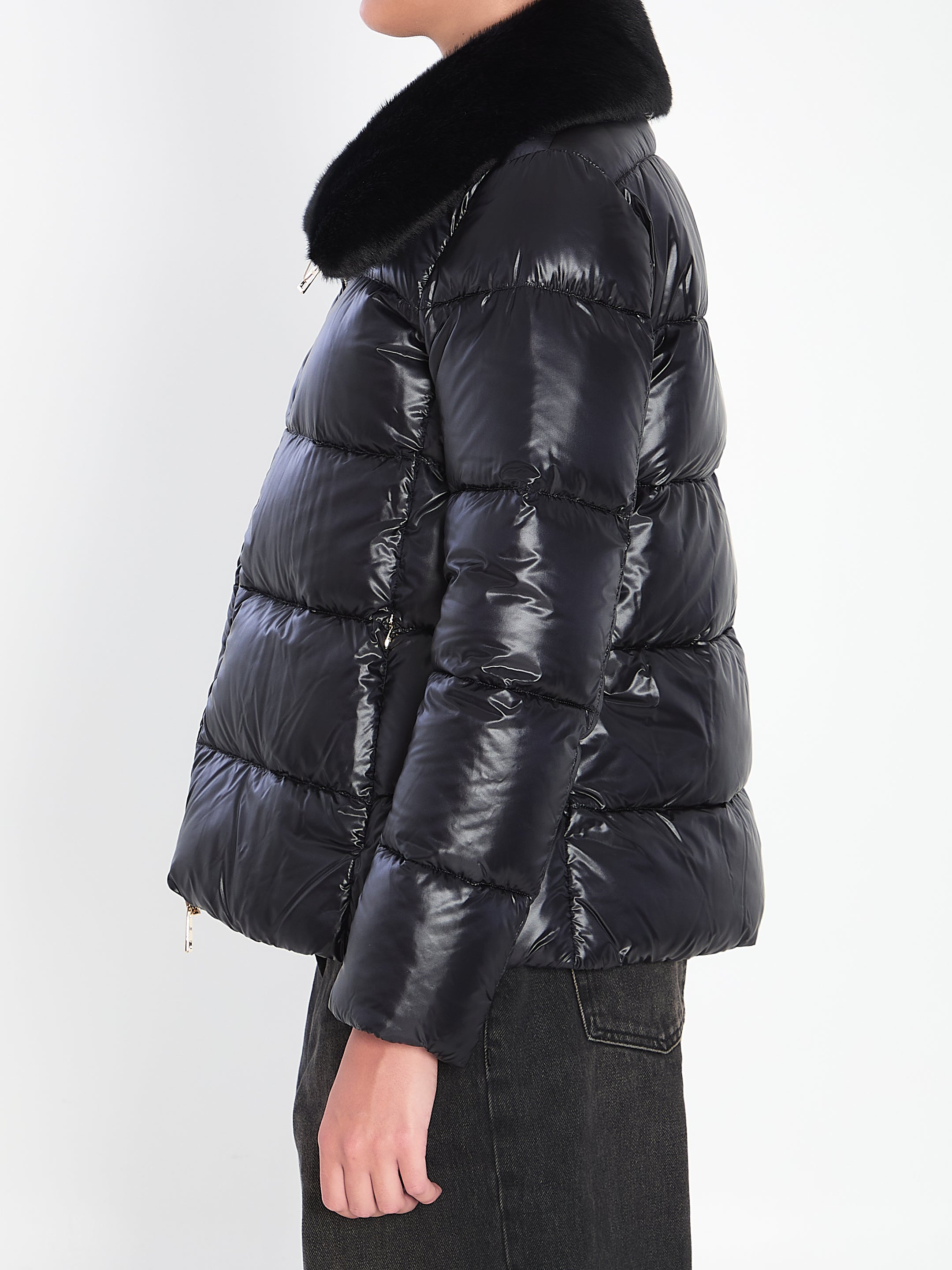 HERNO 40 light puffer with collar fur