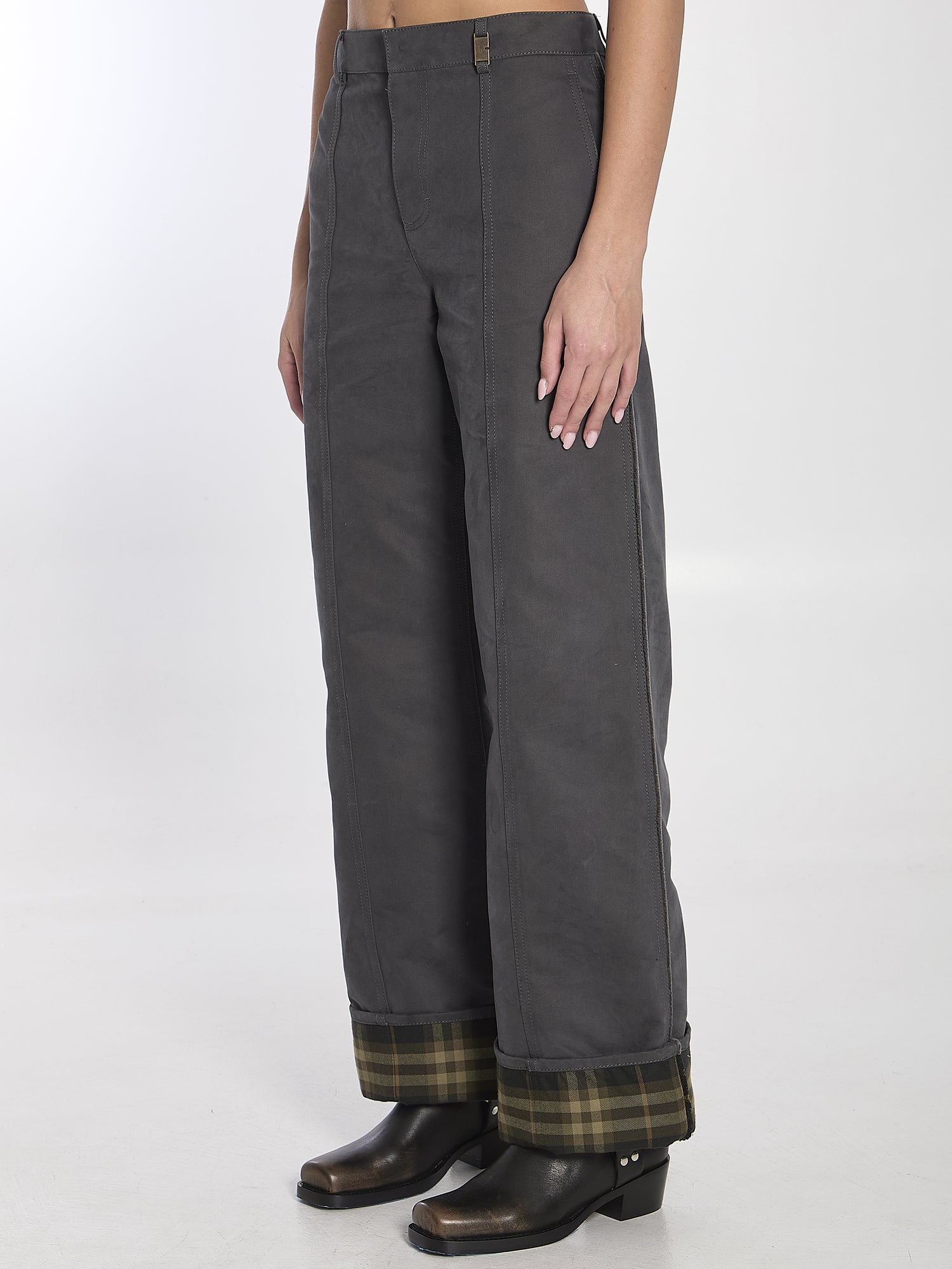 BURBERRY 6 trousers in cotton and nylon