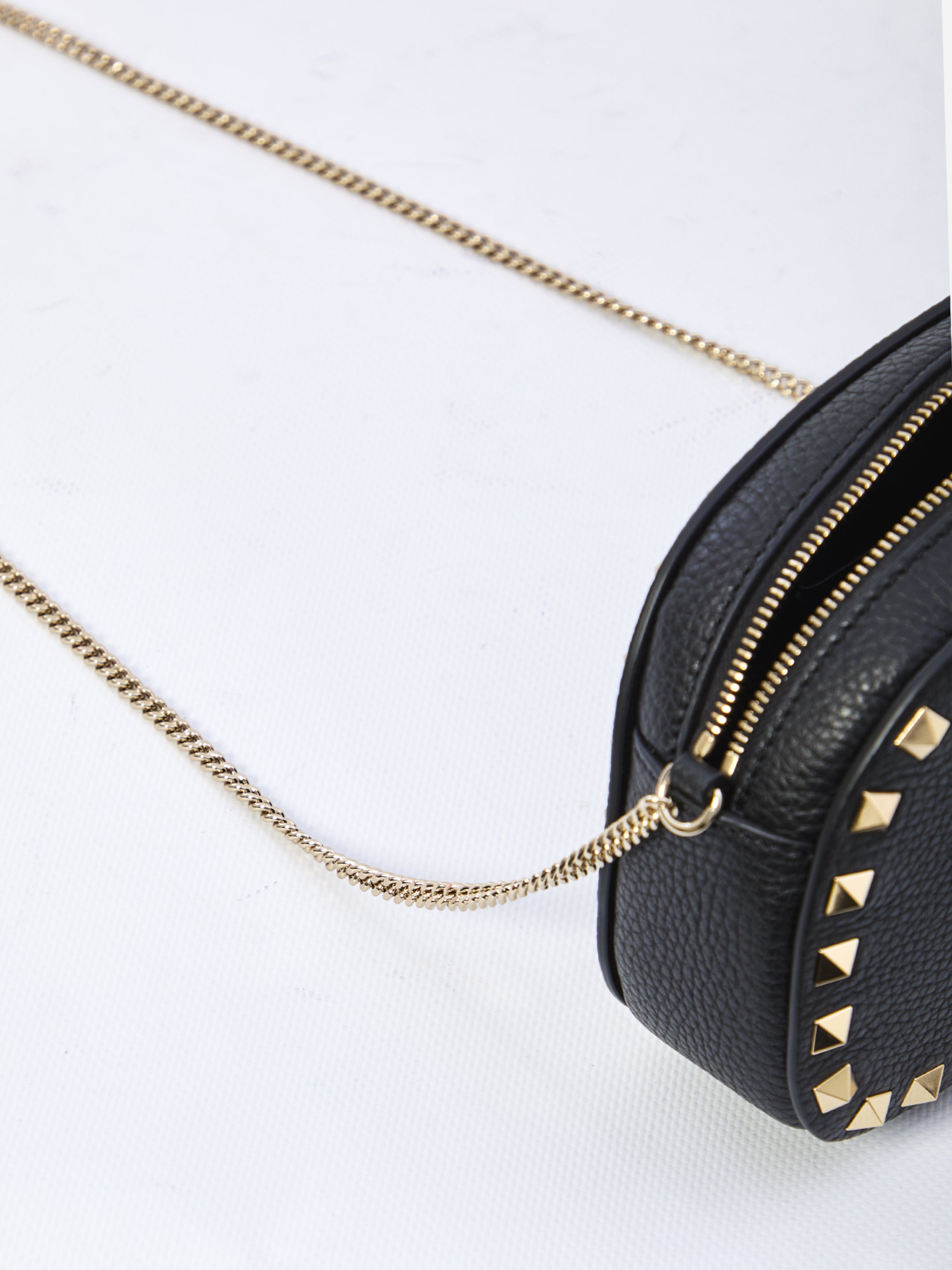 VALENTINO GARAVANI OS oval rockstud bag