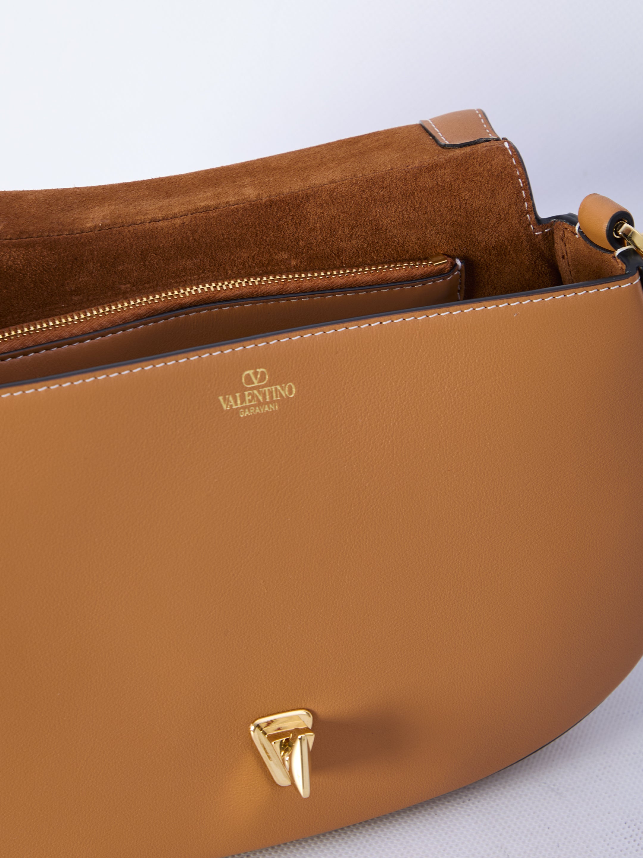 VALENTINO GARAVANI OS ohval small shoulder bag