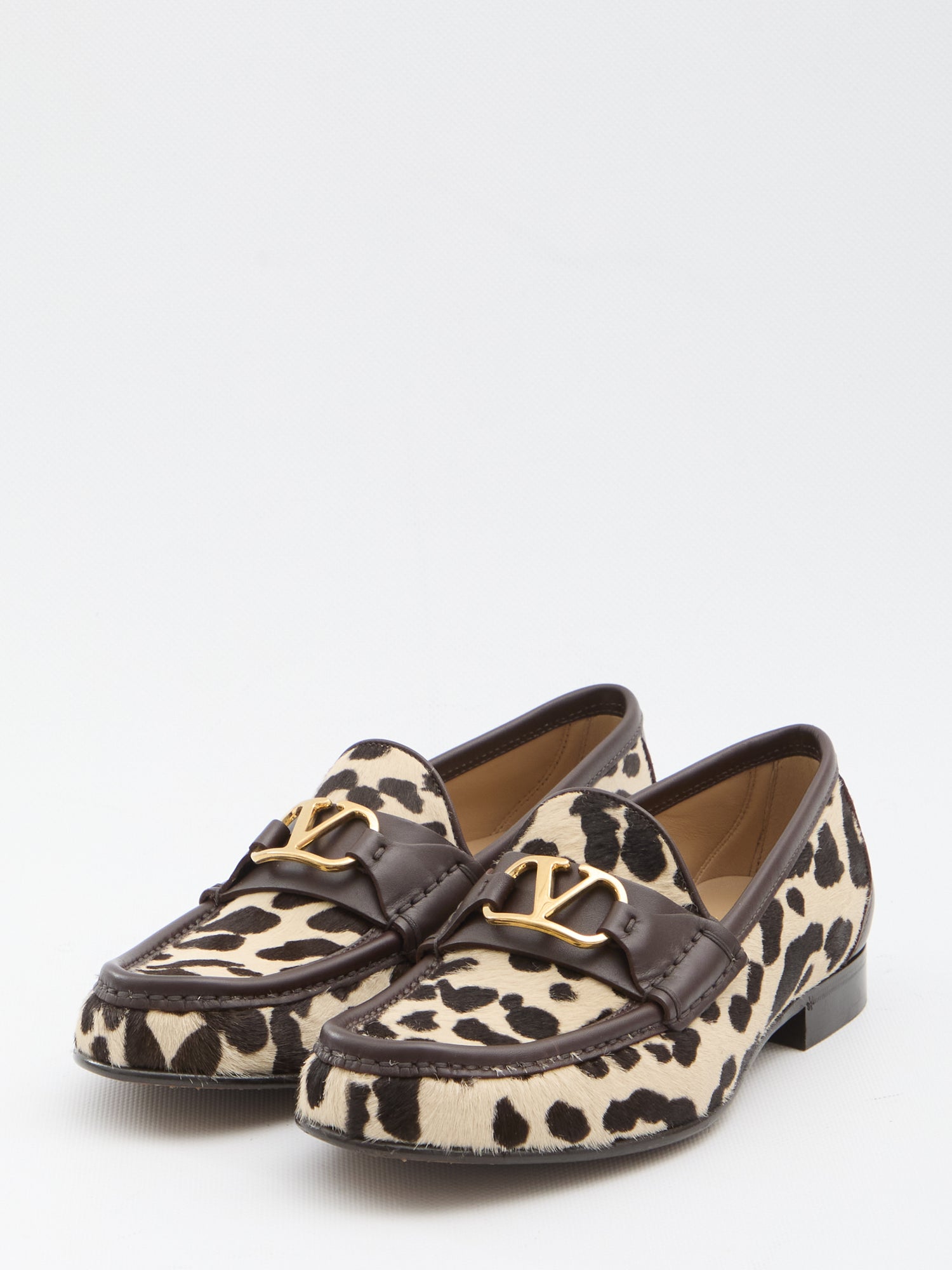 VALENTINO GARAVANI 36 vlogo signature loafers