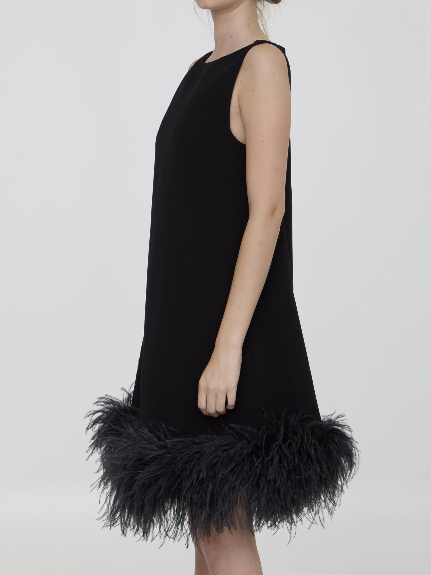 VALENTINO GARAVANI 40 mini dress with feathers