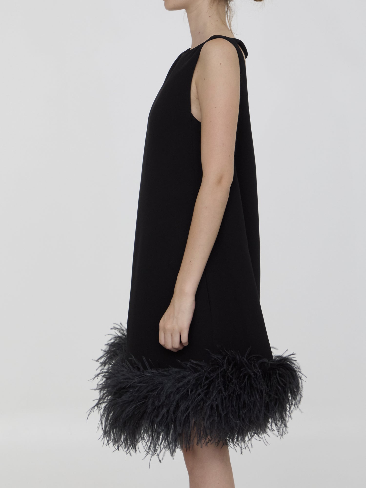VALENTINO GARAVANI 40 mini dress with feathers