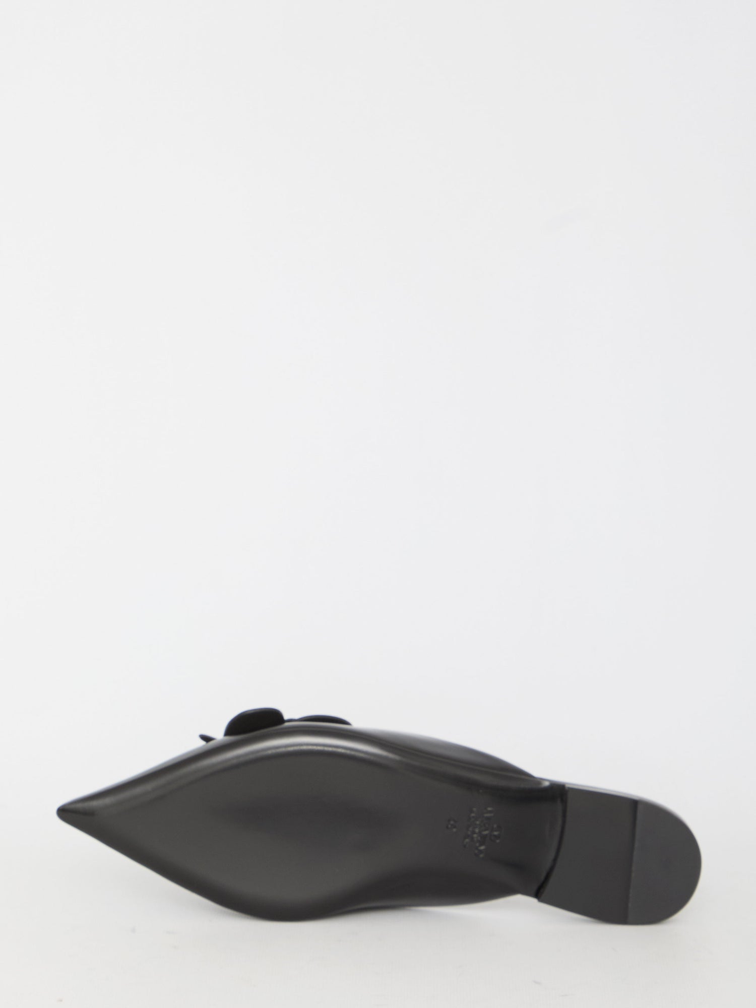 VALENTINO GARAVANI 36 flat mules in leather