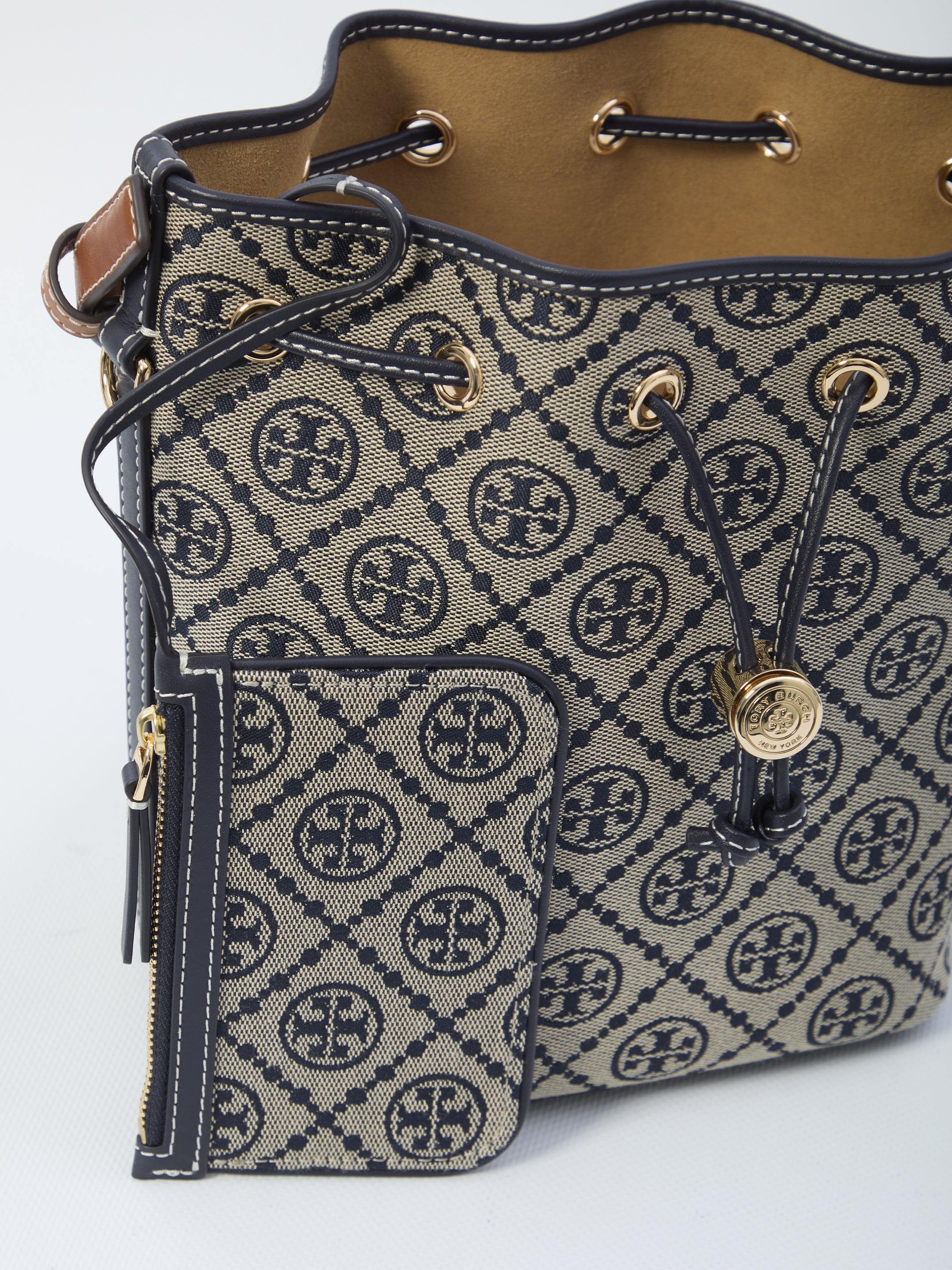 TORY BURCH OS t monogram bucket bag