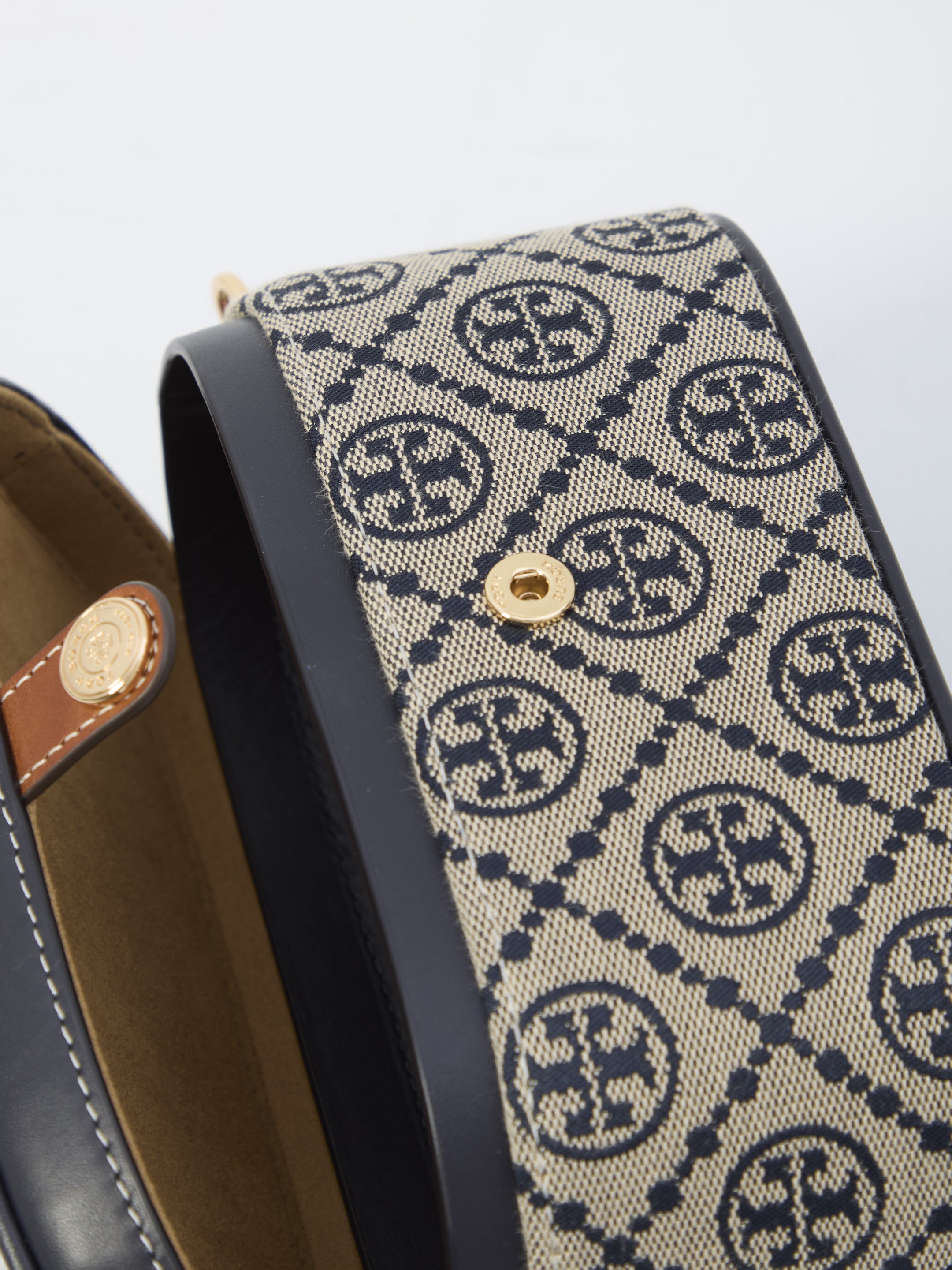 TORY BURCH OS vanity bag