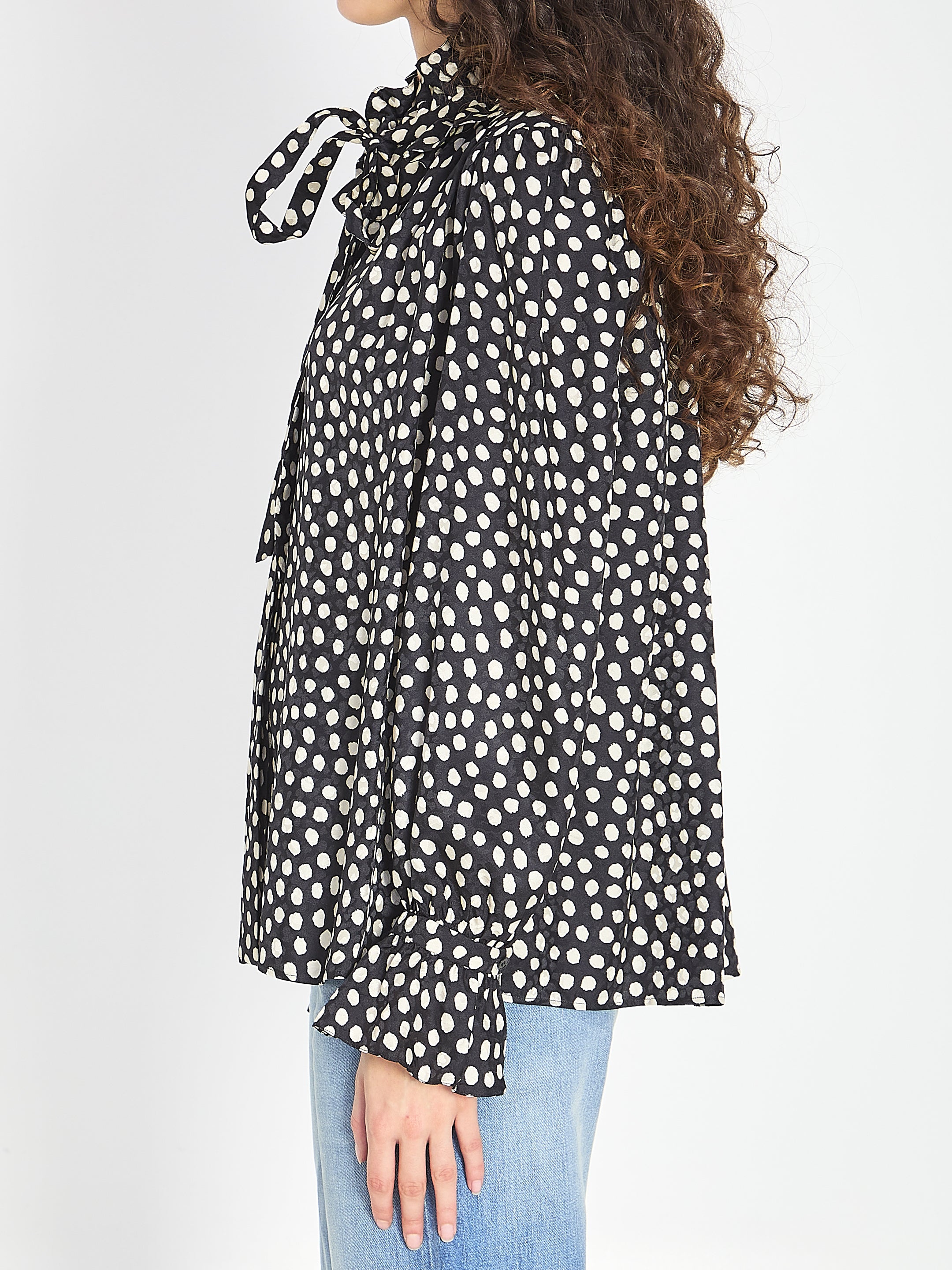 CHLOE 40 polka dot blouse with ruffles