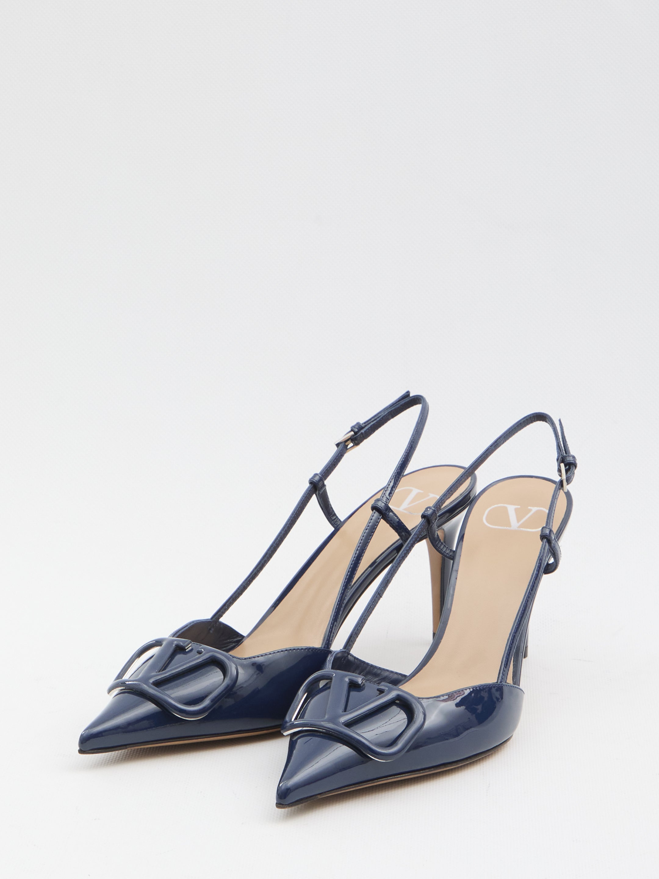 VALENTINO GARAVANI 36 vlogo signature slingback pumps