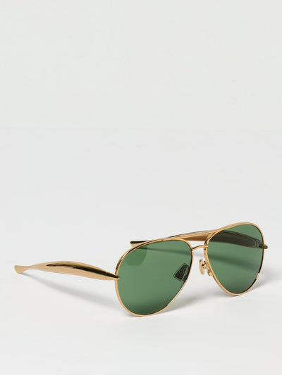 woman's sunglasses