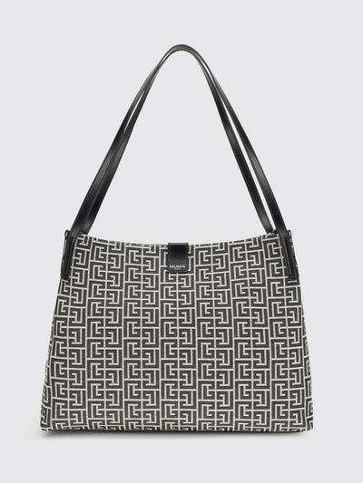 woman's shoulder bag