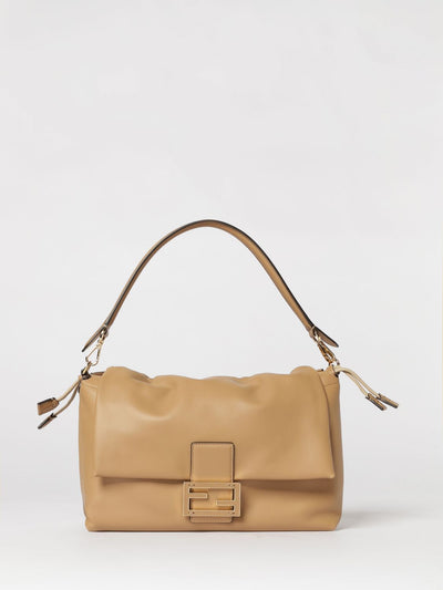 woman's shoulder bag