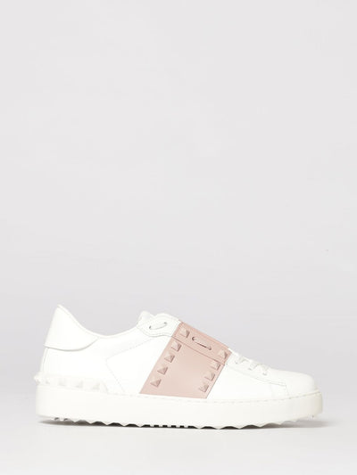 woman's sneakers