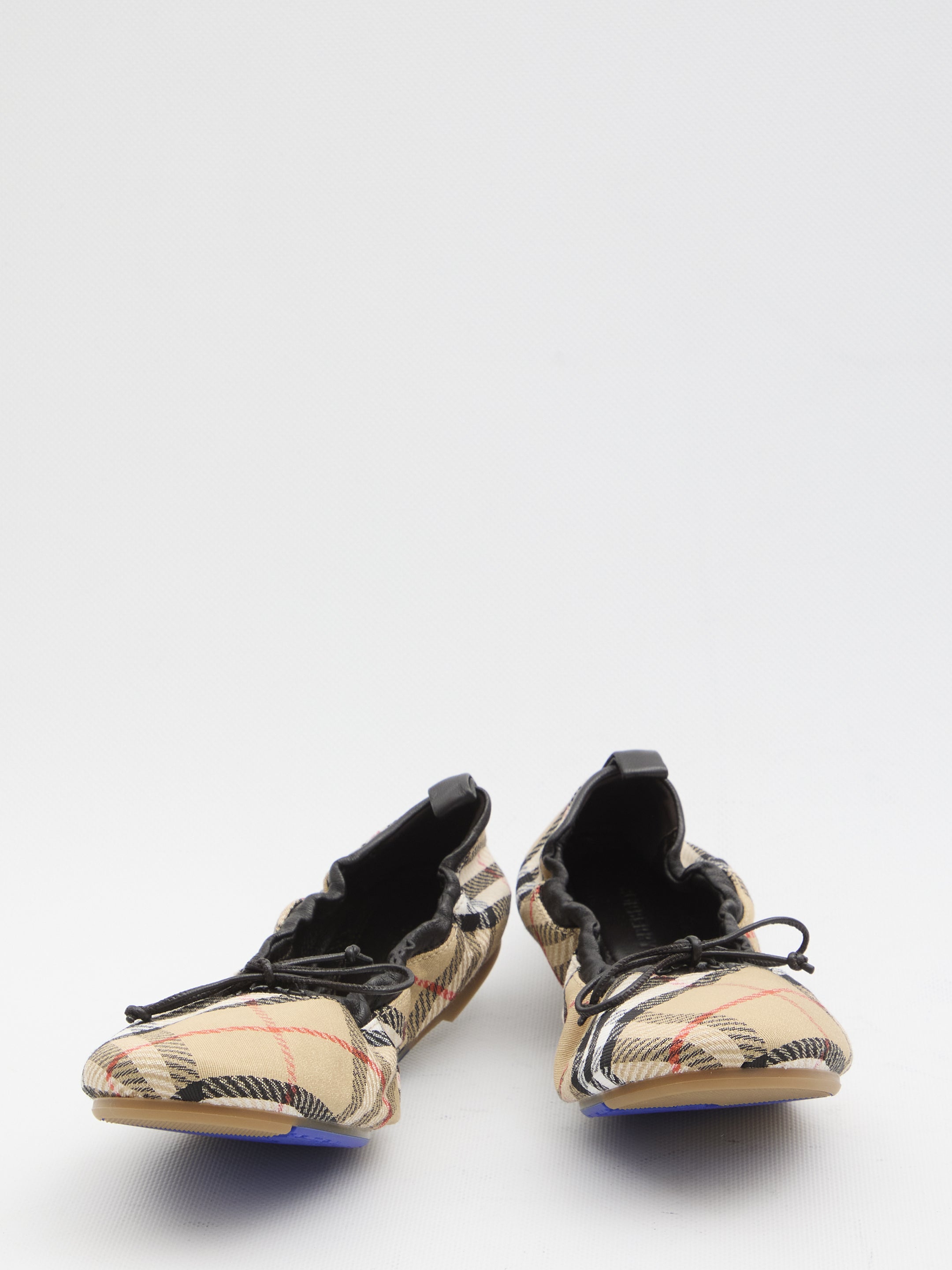 BURBERRY 36 fawn check ballet flats