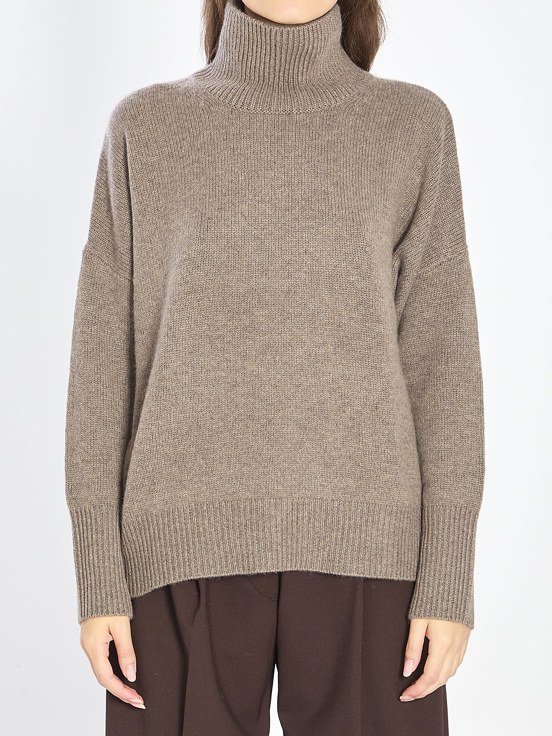 LISA YANG 0 heidi turtleneck