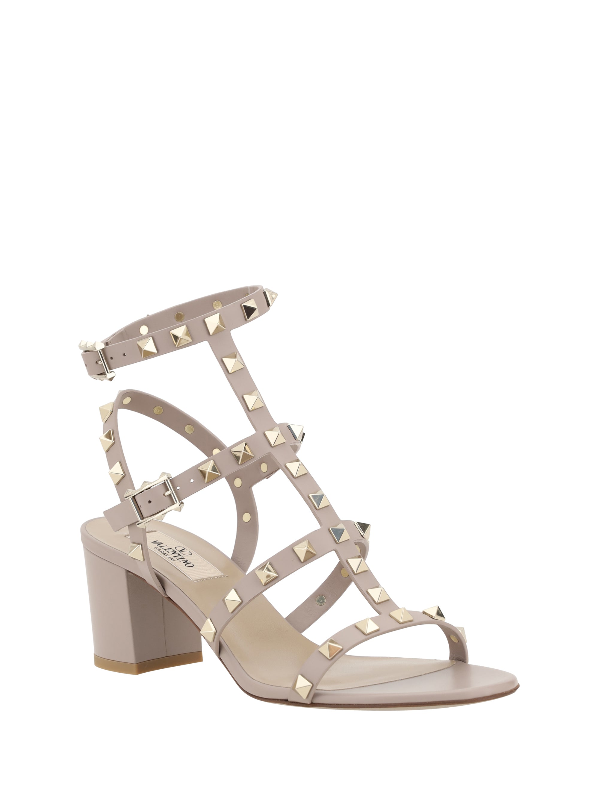 rockstud pumps