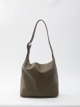 THE ROW OS isa bag in deerskin leather