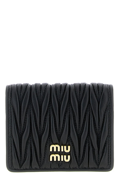 small wallet in matelassé nappa leather