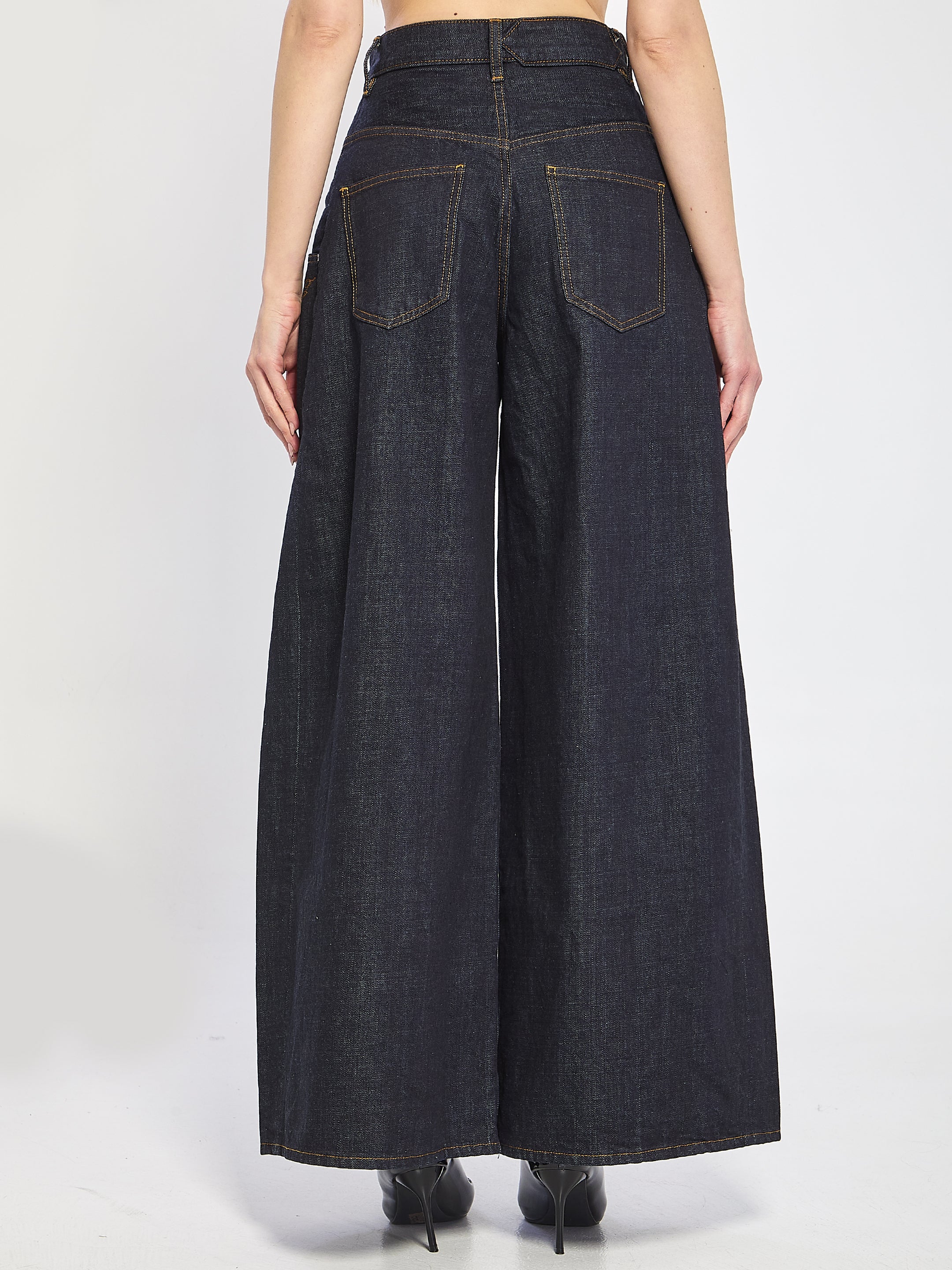 JACQUEMUS 25 souro de-nimes denim pants