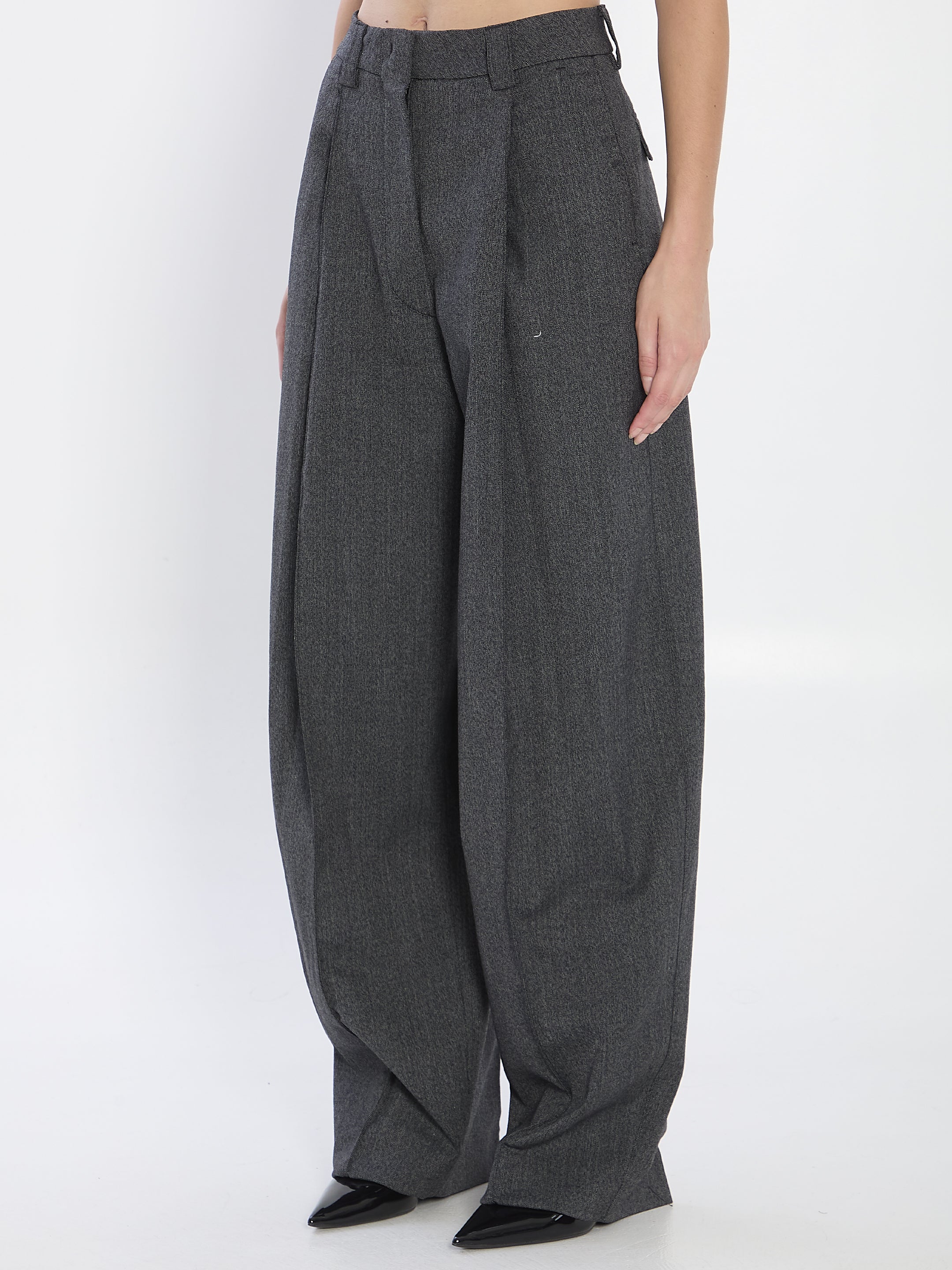 THE LATEST 40 cara pants