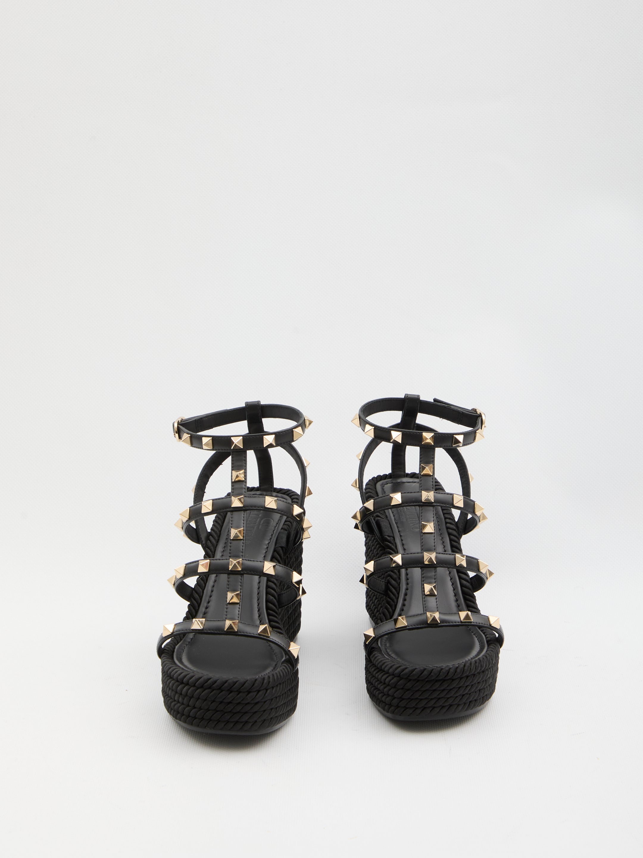 VALENTINO GARAVANI 36 rockstud wedge sandal
