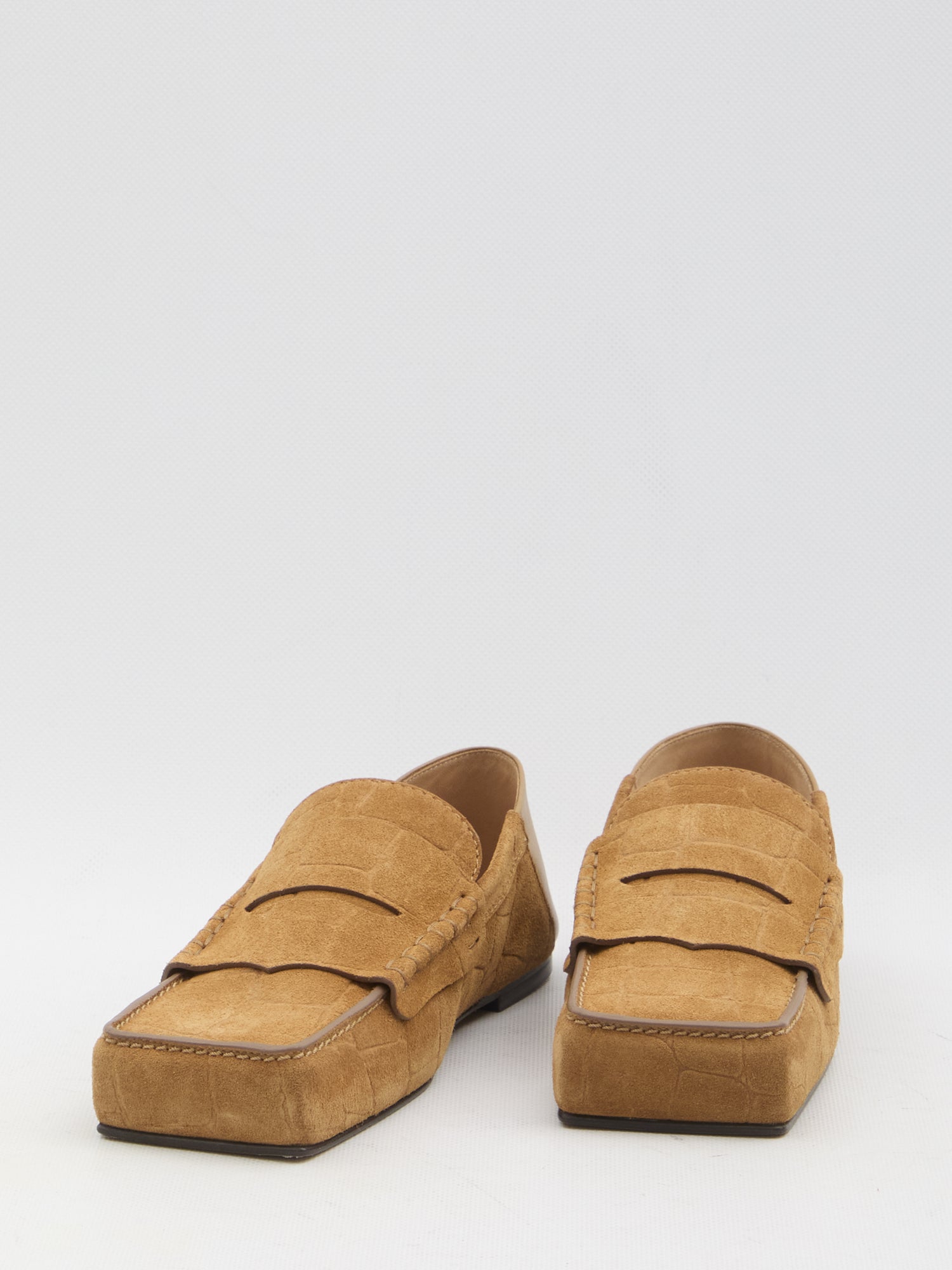 JACQUEMUS 36 carré loafers