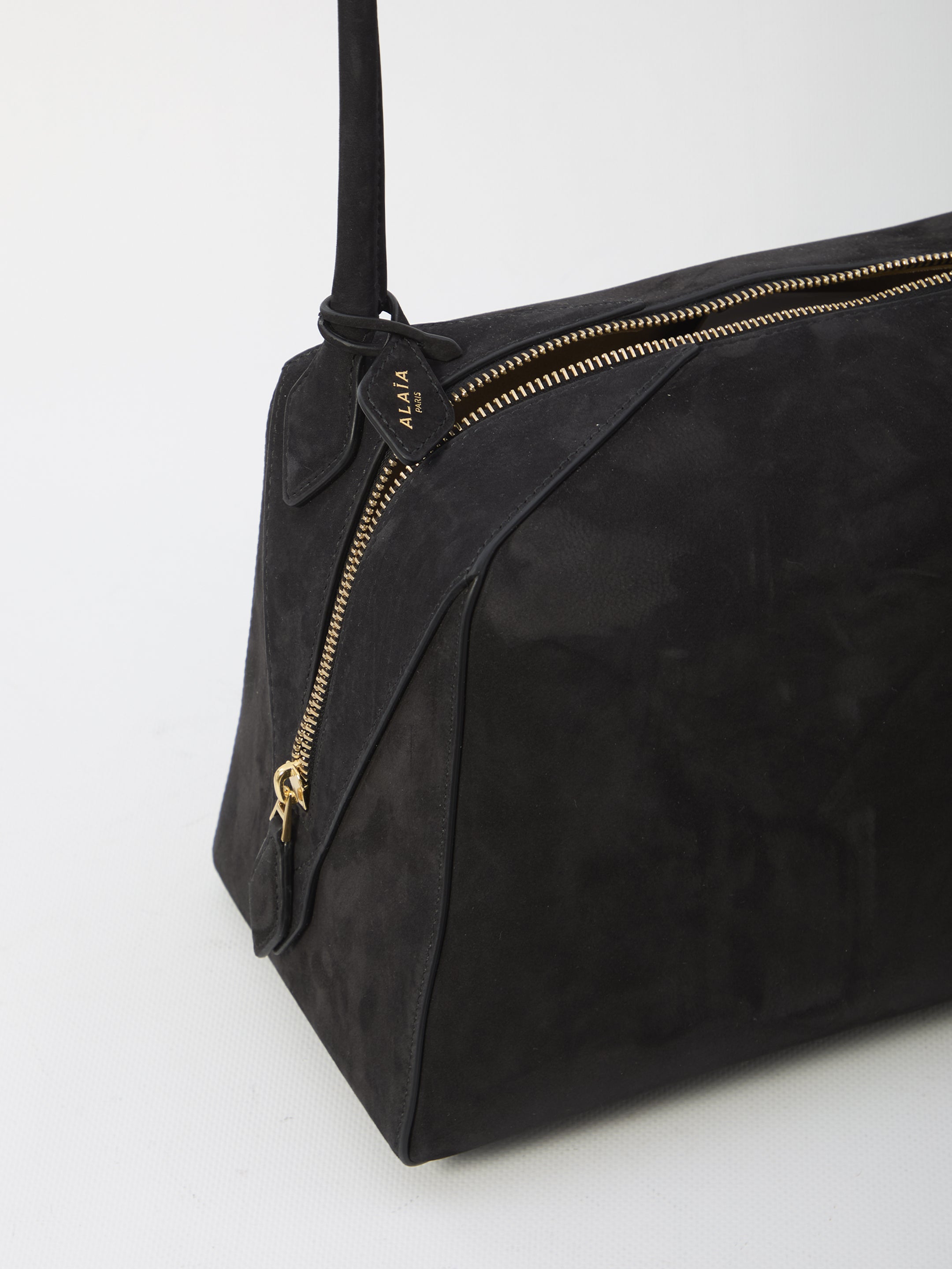 ALAIA OS le bouledogue bag in nubuck