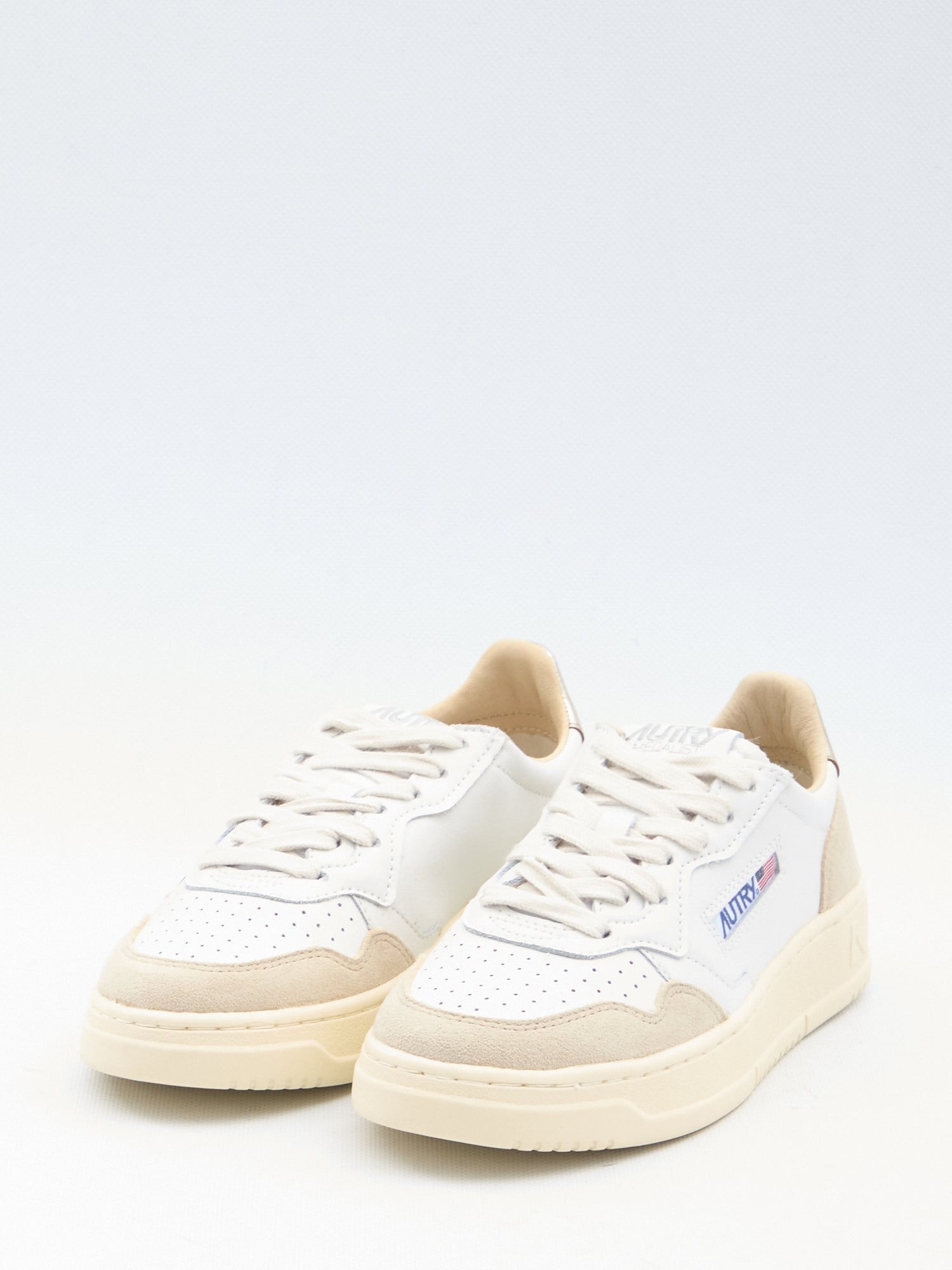 AUTRY 36 medalist low sneakers
