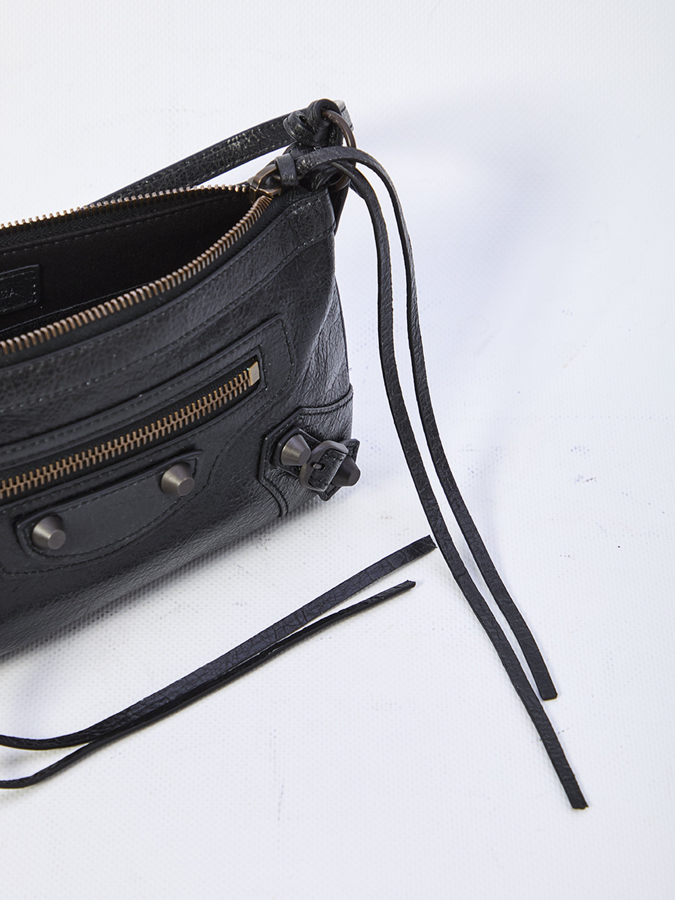 BALENCIAGA OS le city pouch bag