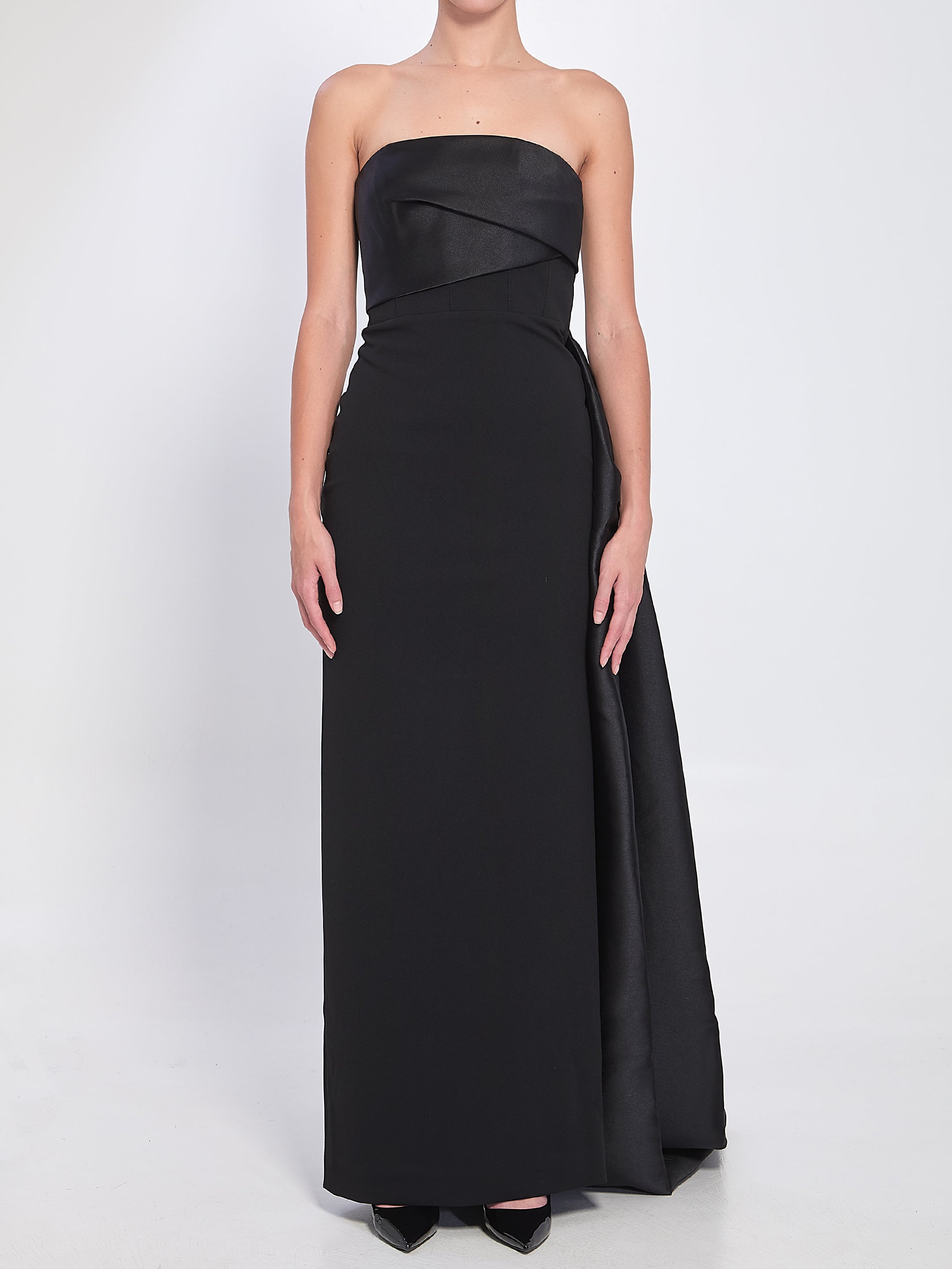 SOLACE LONDON 8 kisnley maxi dress in black
