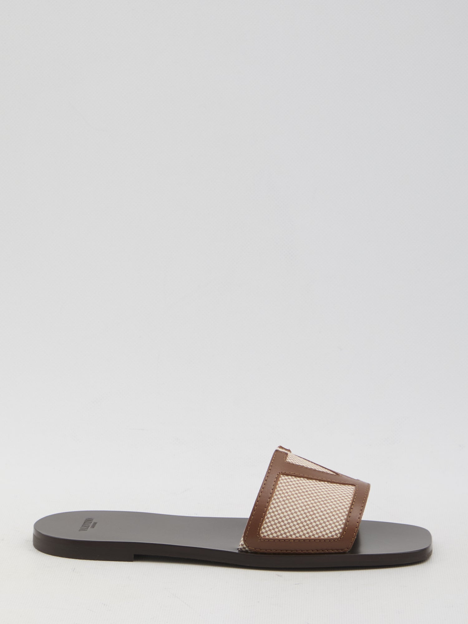 VALENTINO GARAVANI 36 superstar slide sandals