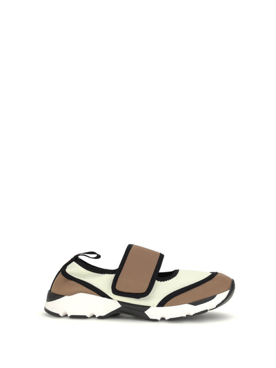 running mary-jane sneakers