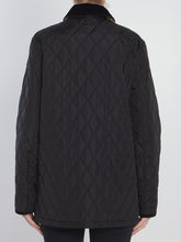BURBERRY M country-style quilted jacket