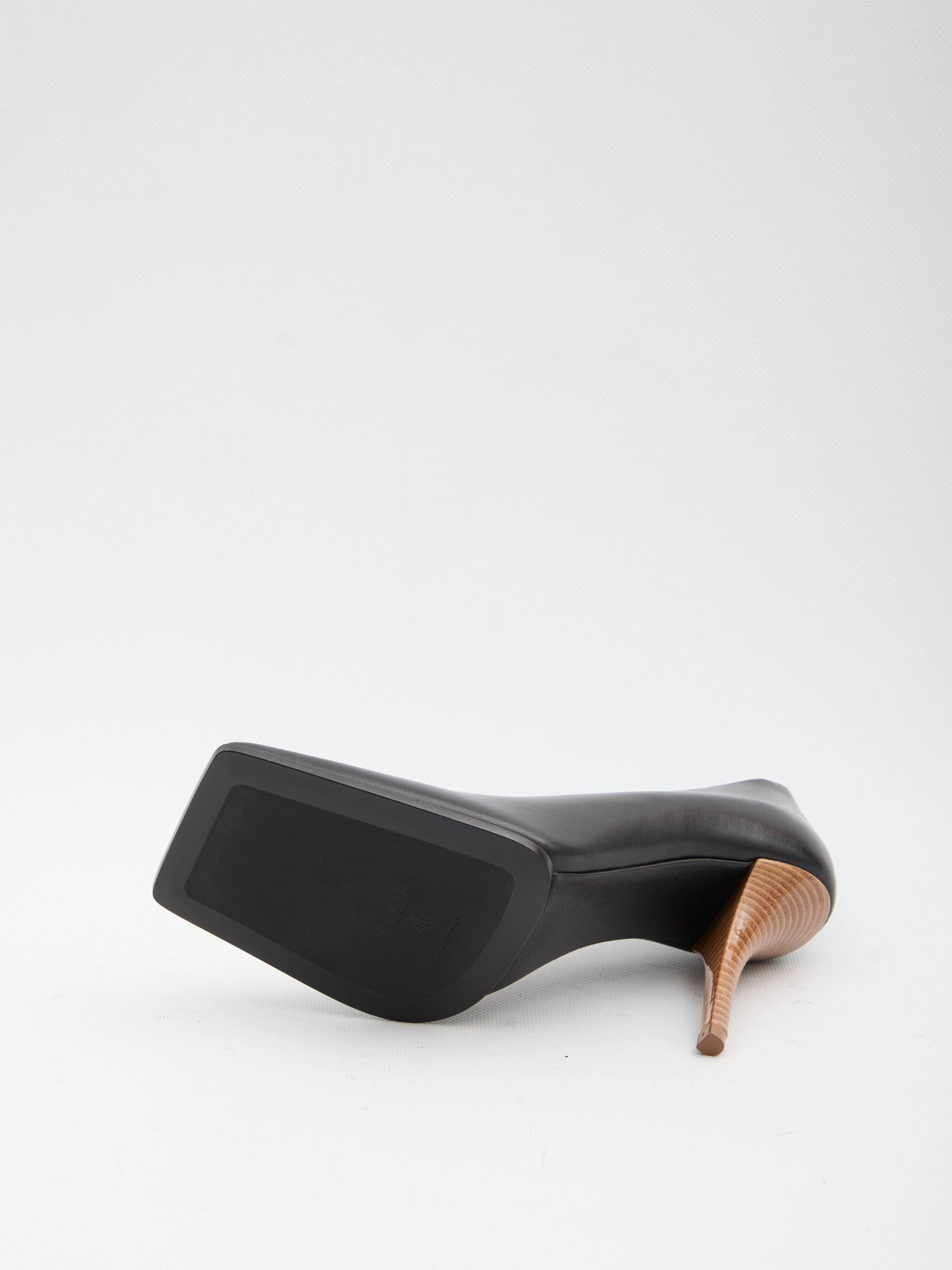 ALAIA 36 soft square pumps