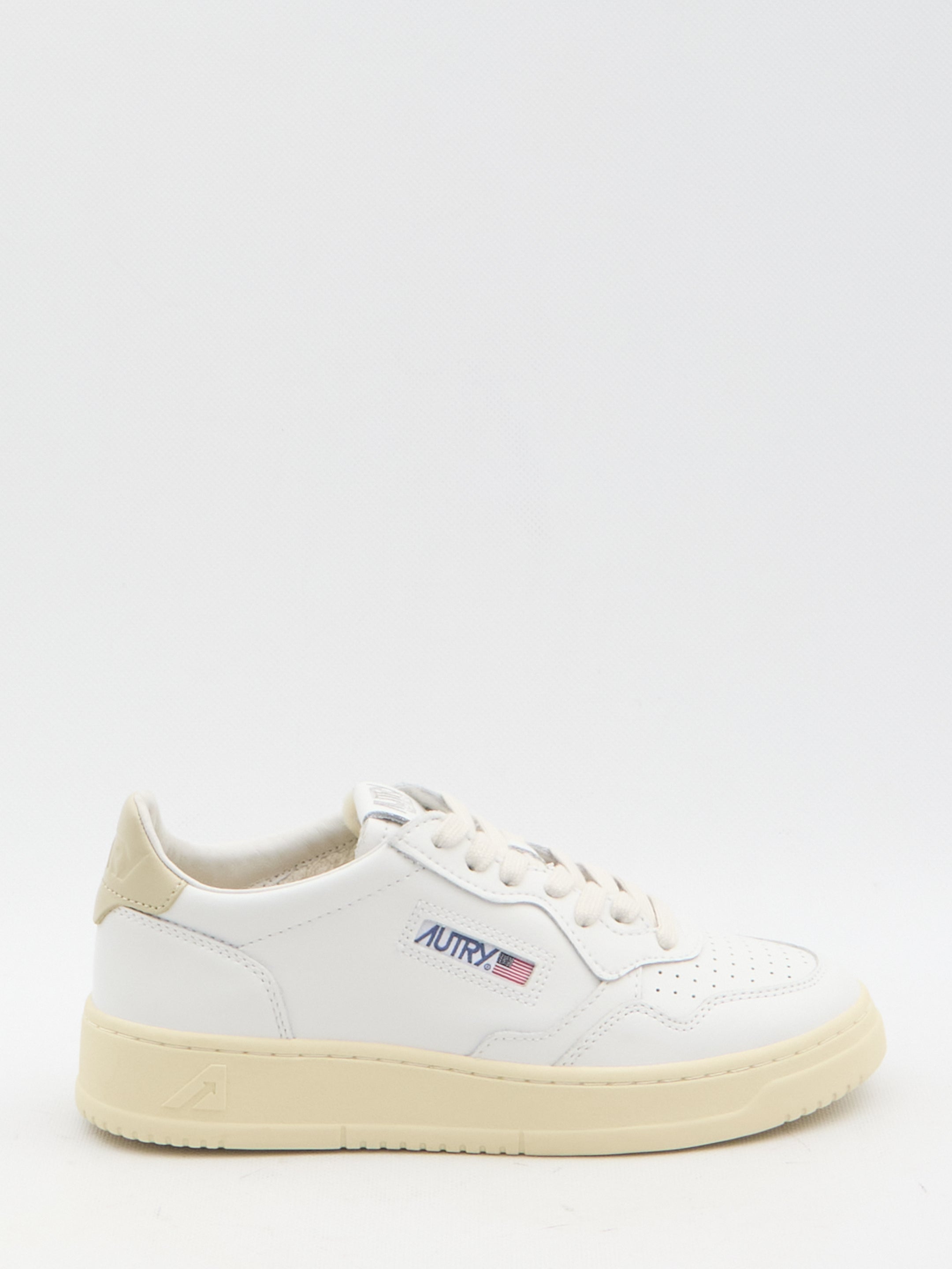AUTRY 36 medalist low sneakers
