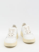 AUTRY 36 medalist low sneakers