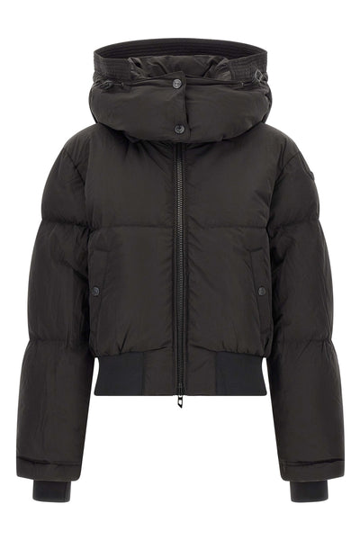 the w-peyt-short-new-wd diesel down jacket redefines the volumes of the winter