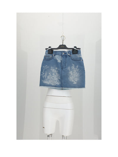 denim skirt