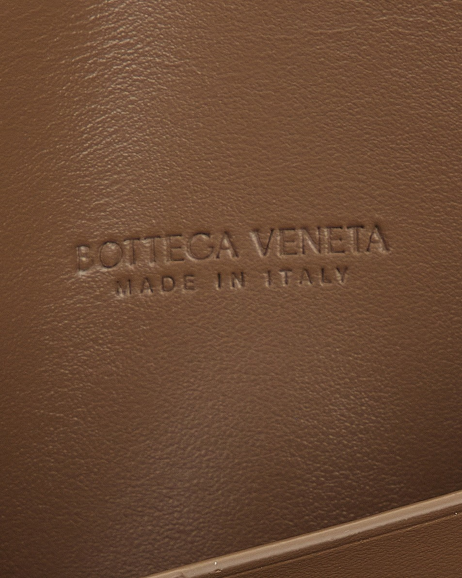 Andiamo Long Leather Clutch