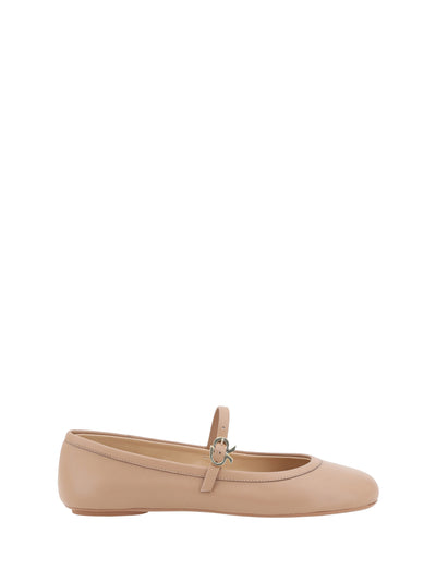carla ballerinas