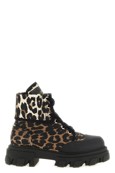 leopard-print ankle boots in leopard-print cotton denim